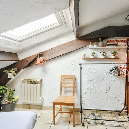 Charming 1br Flat At Center Apartmán